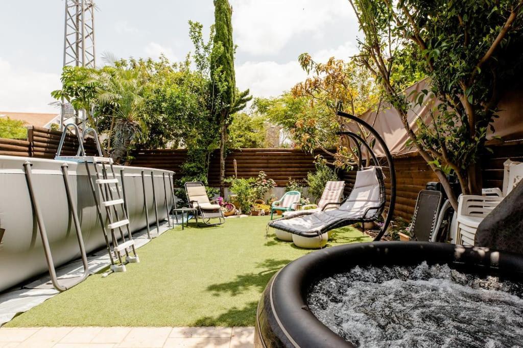 Apartamento Charming Unit With Pool And Great Amenities Rishon LeZion Exterior foto