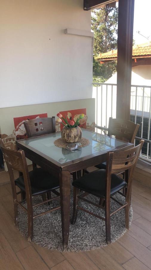 Apartamento Charming Unit With Pool And Great Amenities Rishon LeZion Exterior foto